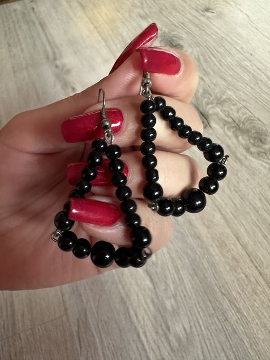 Zestaw kolczyków pięć par długich kolczyków i naszyjnik Biżuteria