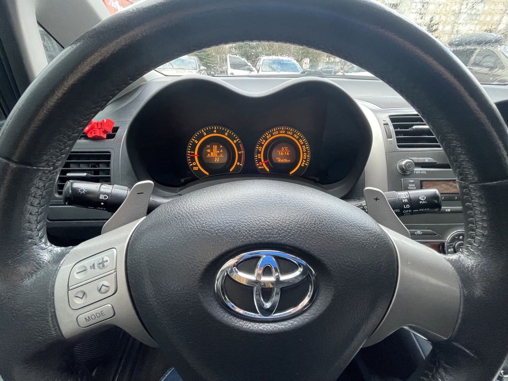 Продам Автомобіль Toyota Auris