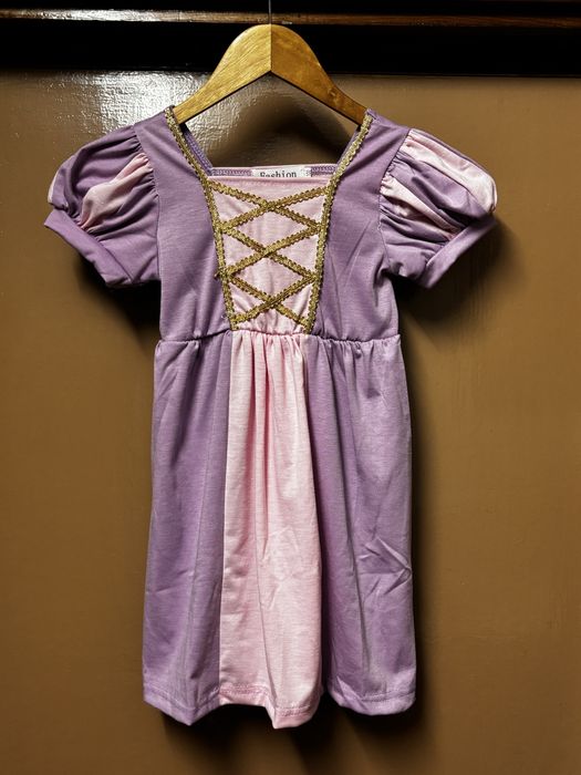 Vestido de princesa 3/4 anos com etiqueta