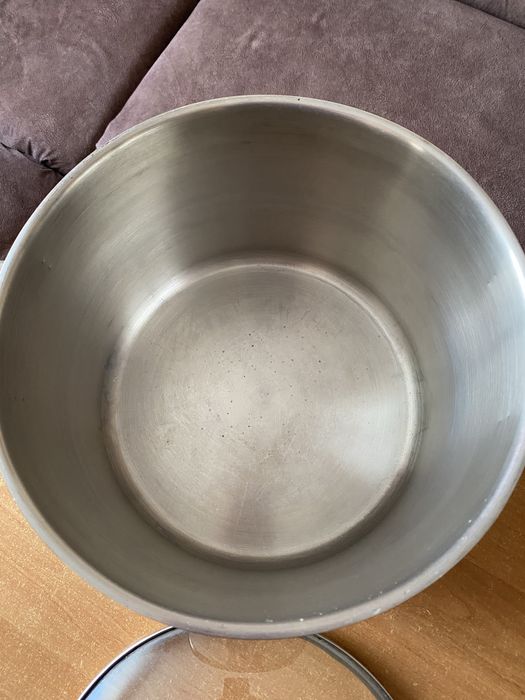 Кастрюля на 12 литров завод Berghoff