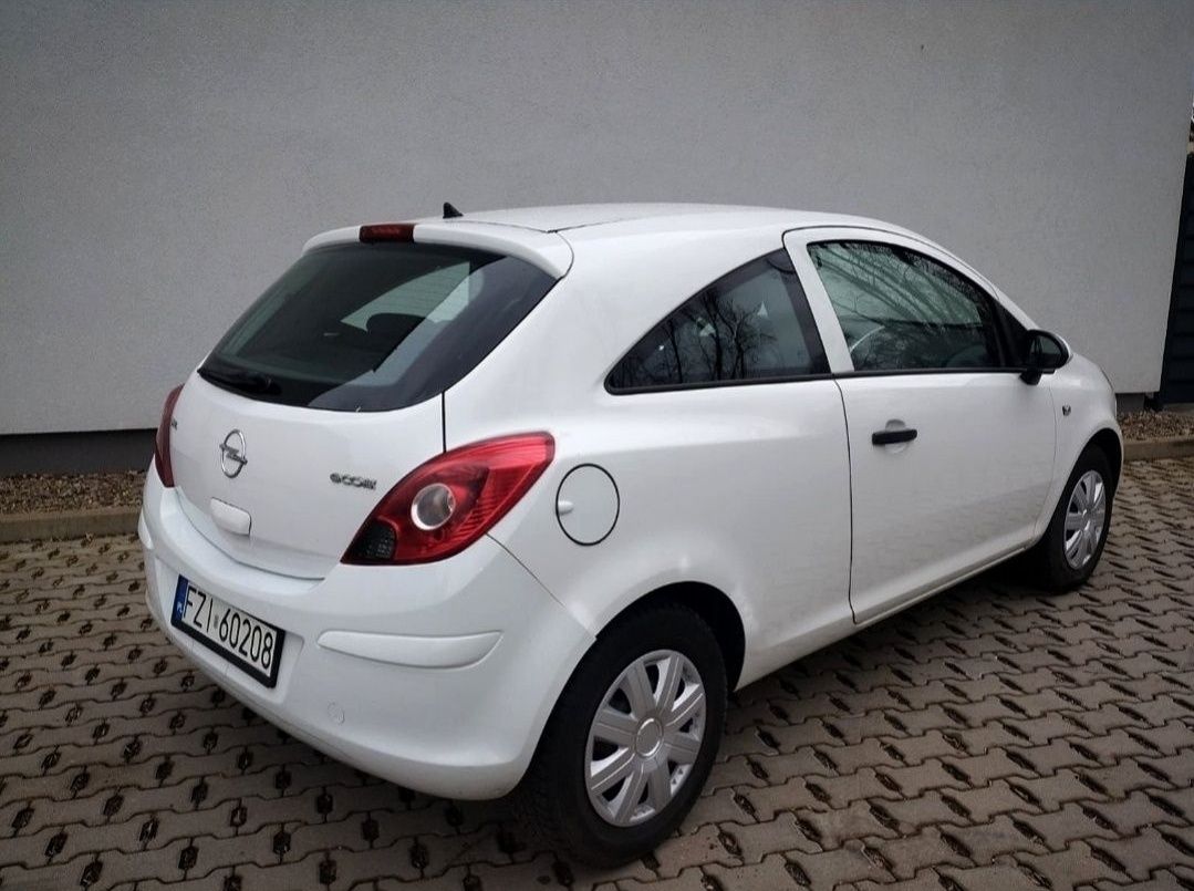 Opel Corsa D 2008r 1.3CDti 75KM