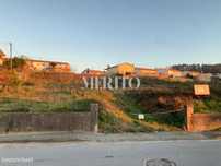 Terreno com viabilidade de construção para 10 moradias