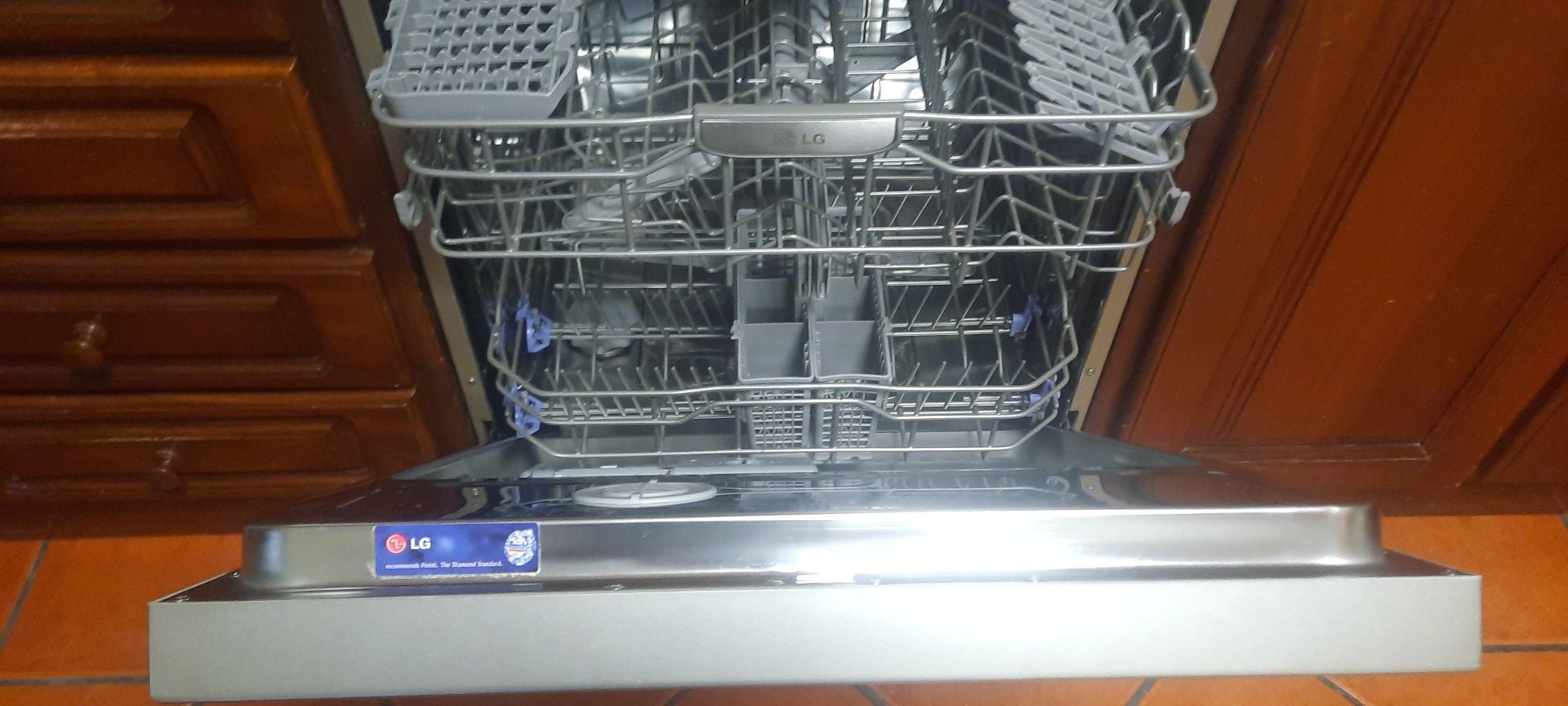 Vendo máquina de lavar loica LG semi-nova