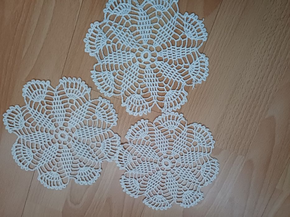 Sprzedam komplet 3 serwetek