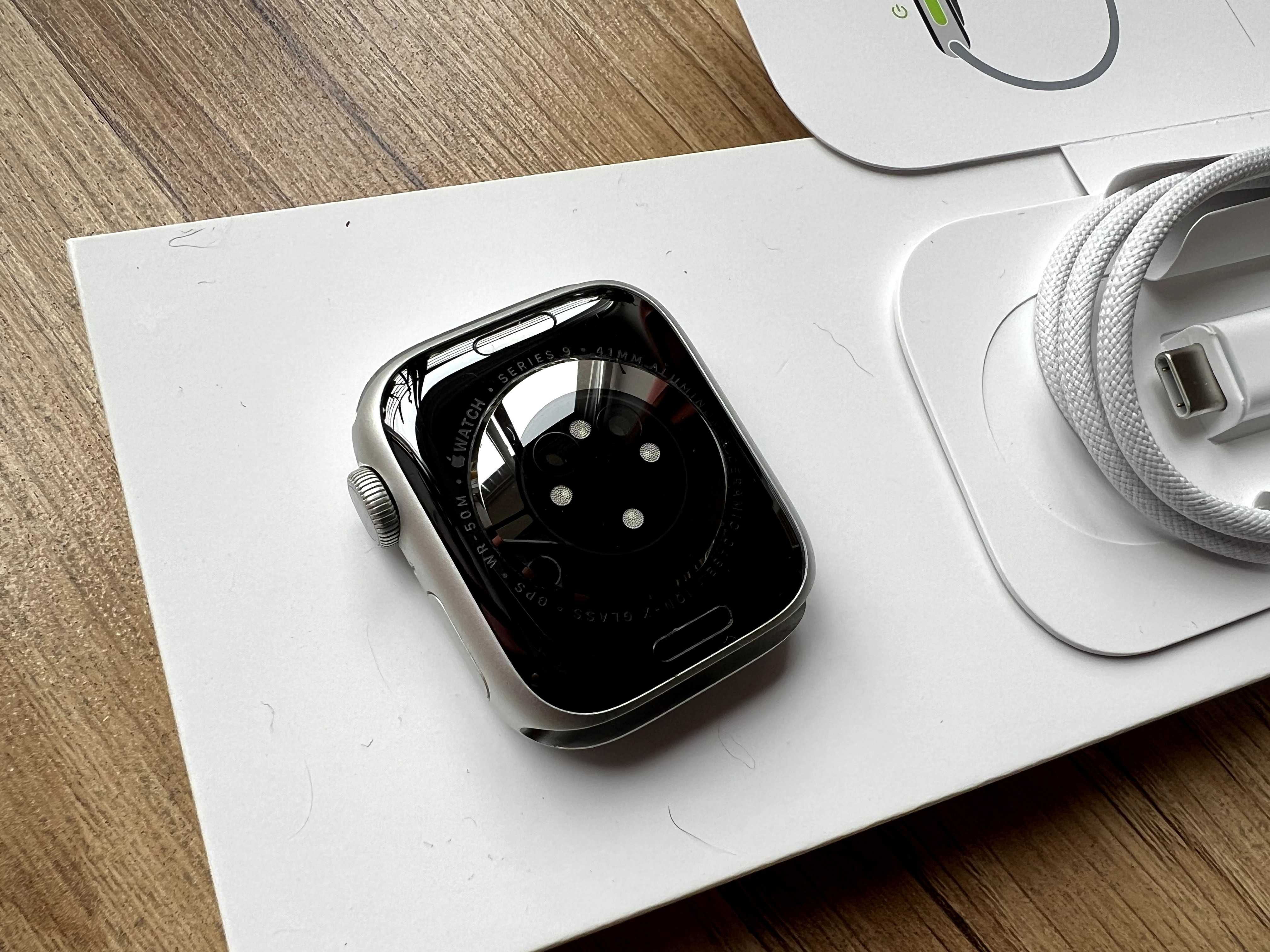 Apple Watch Series 9 (A2978) 41mm + dodatki
