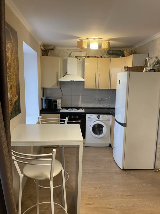 Продается однокомнатная квартира на Павловом поле.