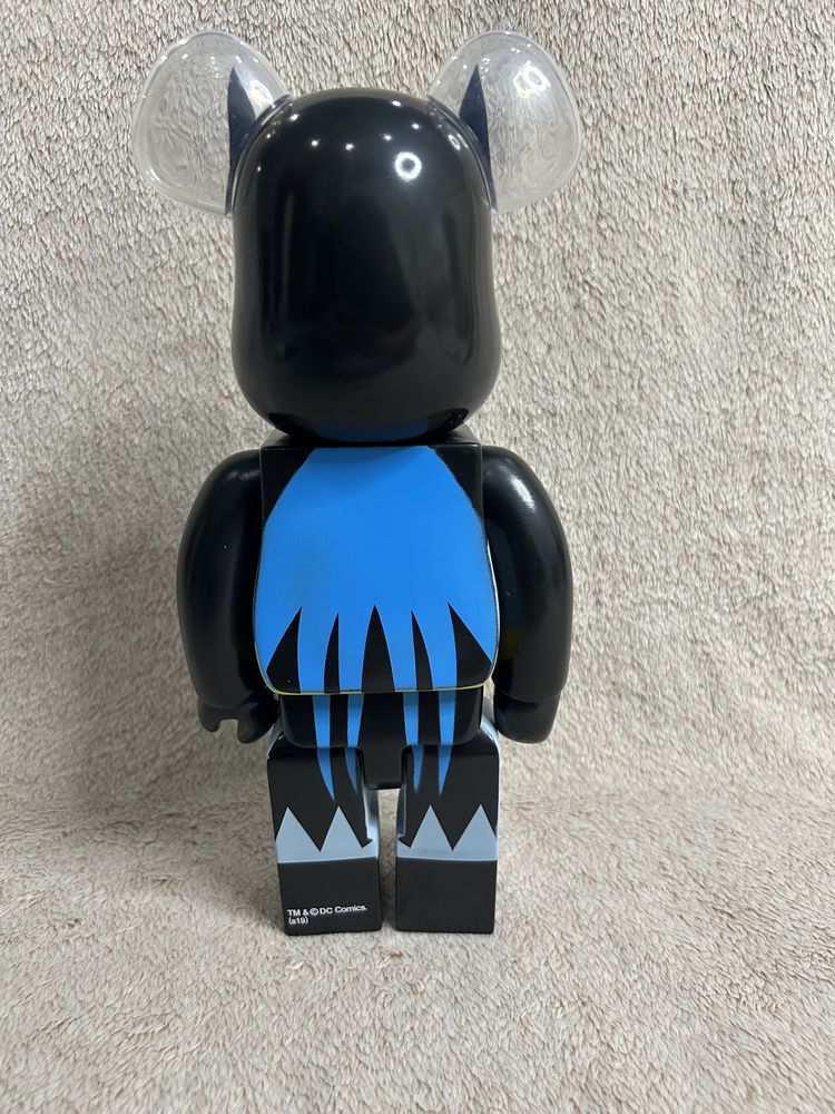 Игрушки Bearbrick The Joker и Bearbrick Batman