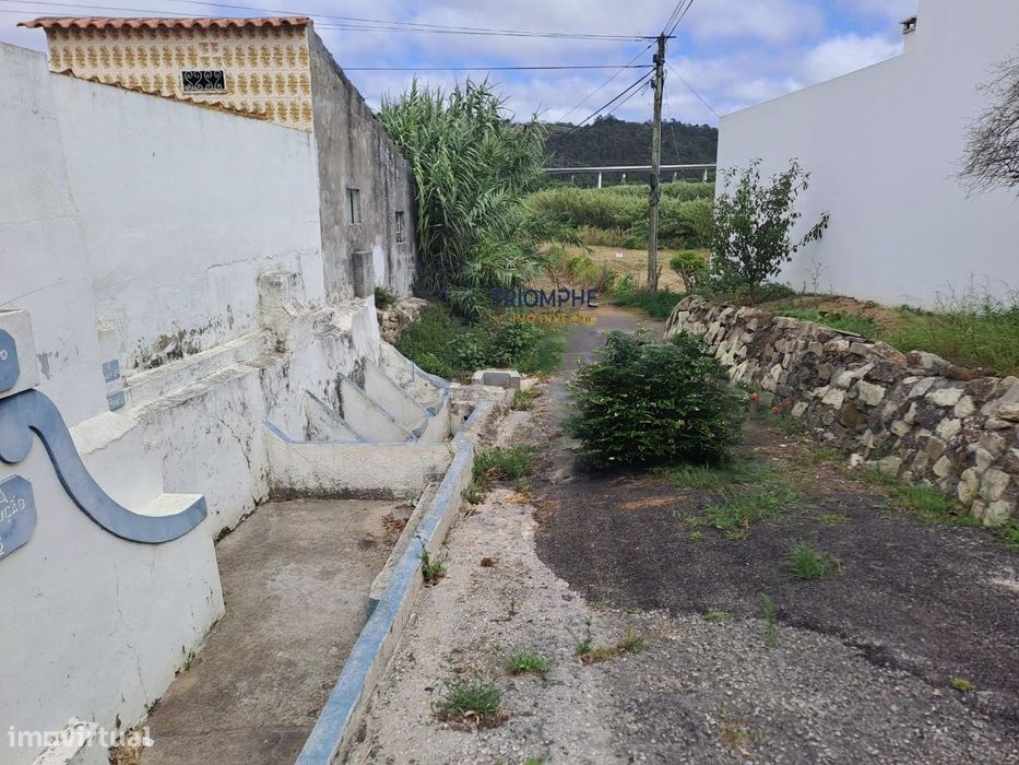Terreno 3463m2 com Ruina Alfeizerão