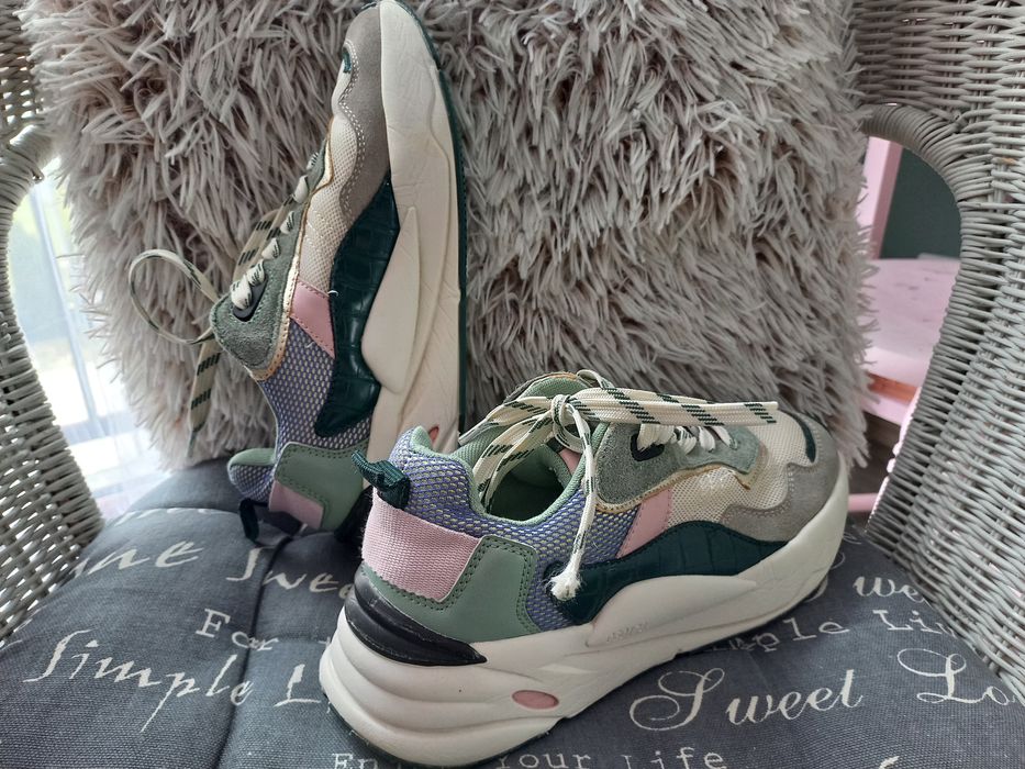 Sneakersy Stradivarius rozmiar 37 damskie