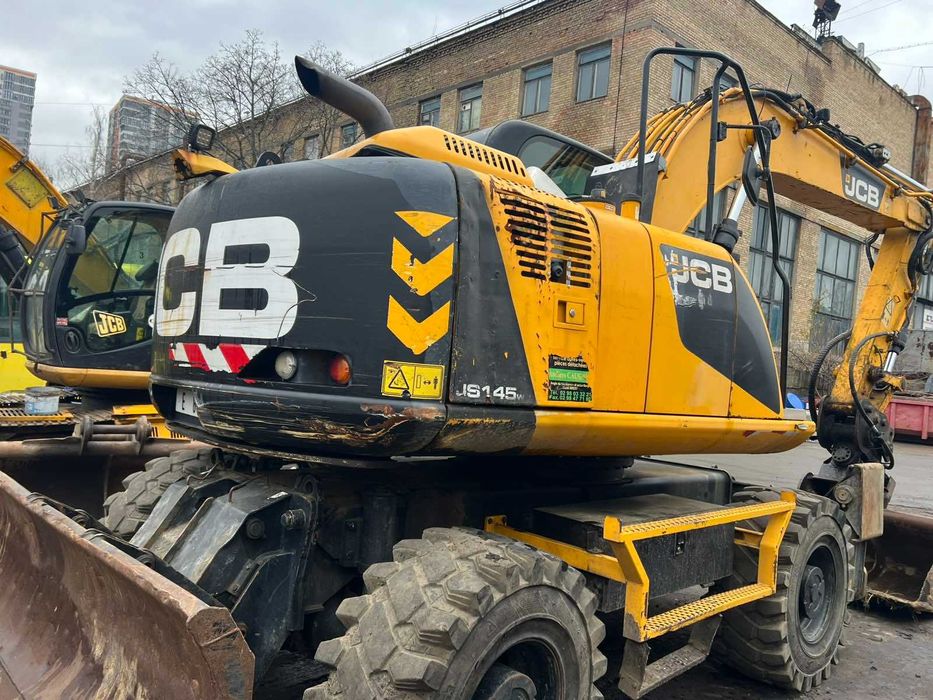 Колісний екскаватор JCB JS 145 W