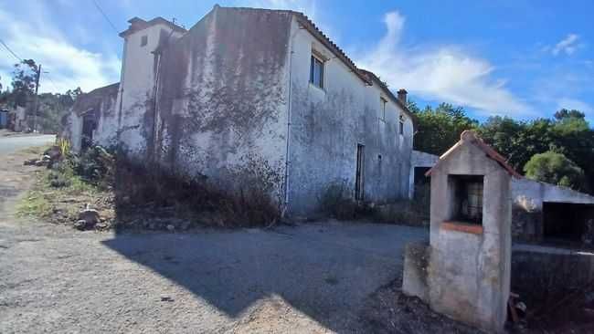 Moradia T3 com Garagem e Terreno