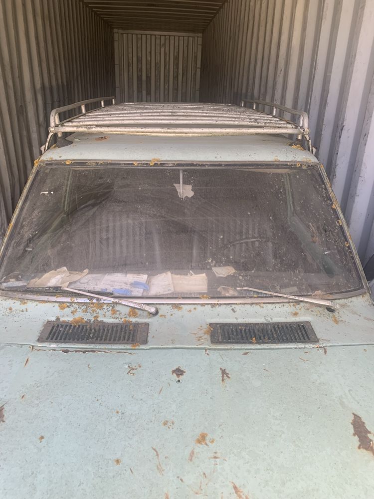 Vende Datsun 1.200 Van de Outubro de 1973 para restauro