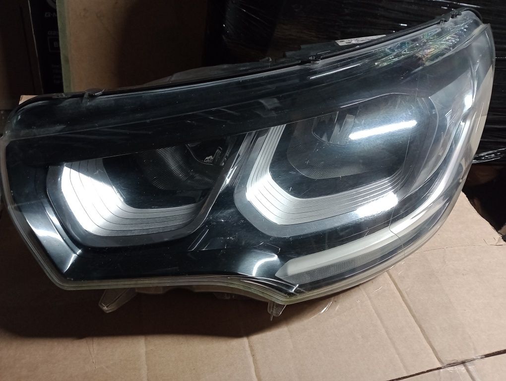 Citroen C4 B7 lampa lewa lift