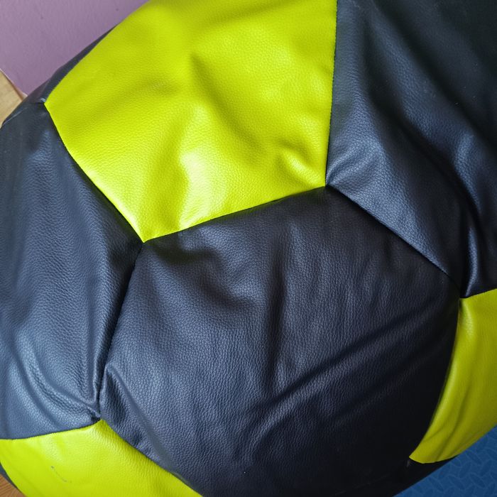 Pufa siedzisko piłka