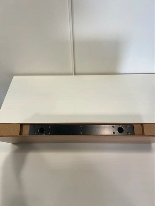 Prateleira de madeira decorativa