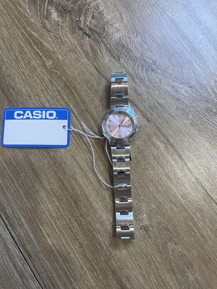Жіночий годинник Casio TIMELESS COLLECTION LTP-1241D-4A