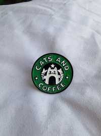 Przypinka pin pins wpinka broszka kot Cat Starbucks kawa alternative