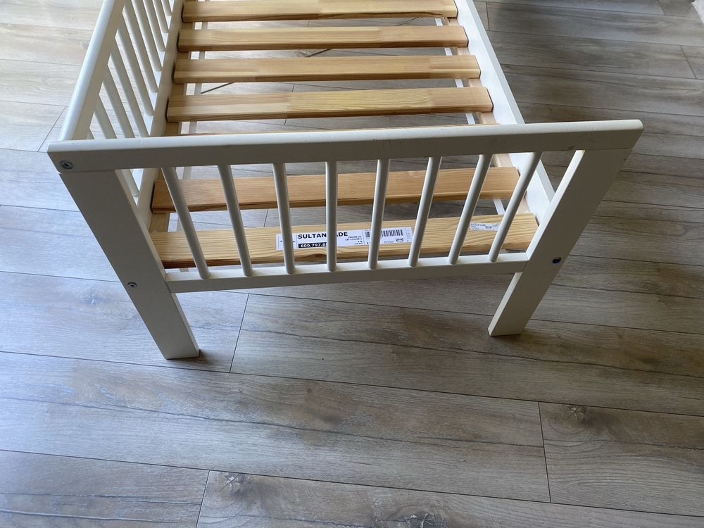 Łóżko z ikea plus materac 80 x 160