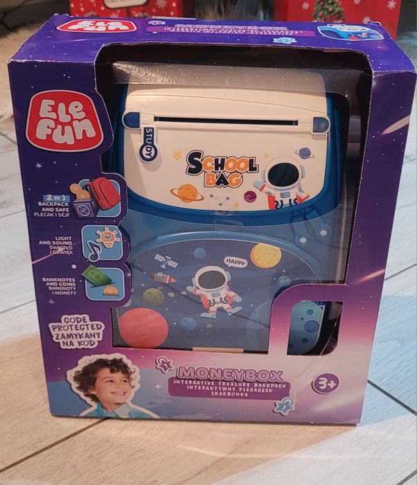 Interaktywny plecak skarbonka