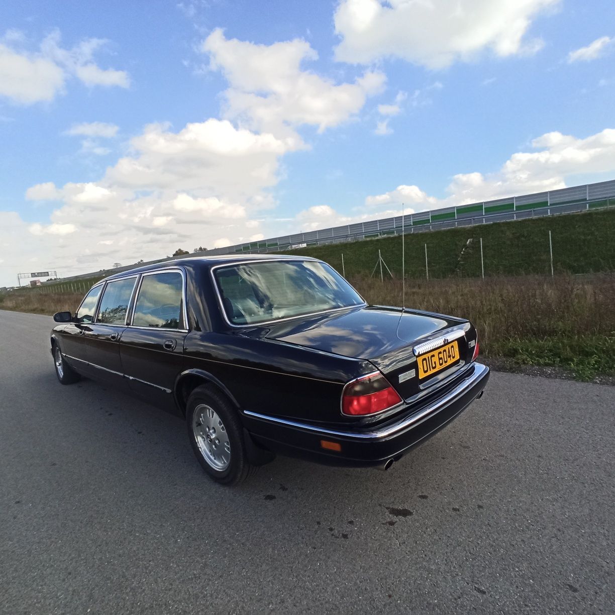 Daimler Jaguar 4.0 limuzyna