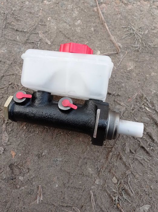 Головний гальмівний циліндр ГАЗ 2410, 31029, 3110, 31105 FENOX