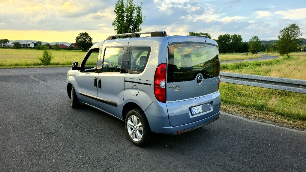 Opel Combo 1.6cdti, Bardzo Zadbany, niski przebieg.