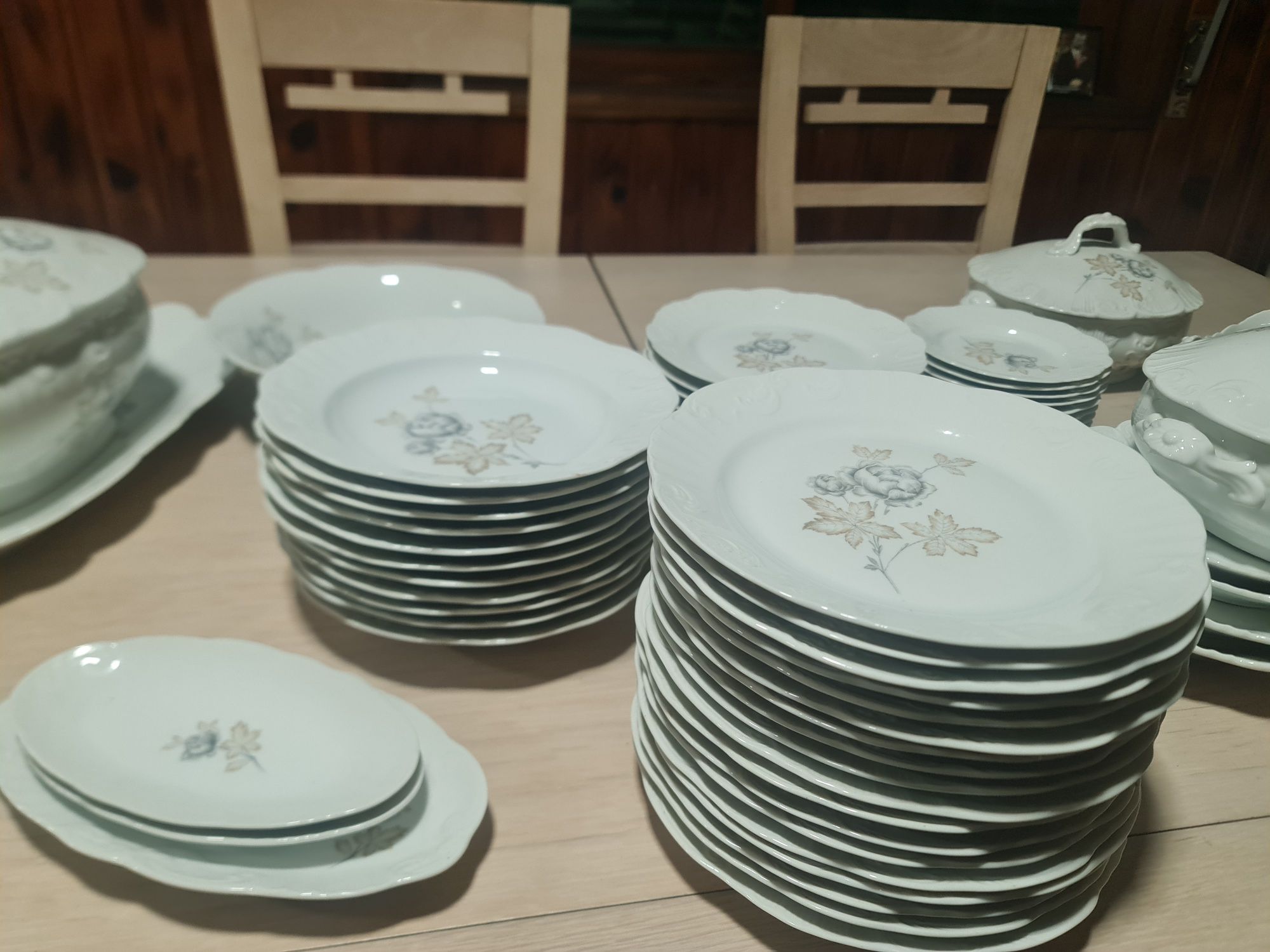 Vendo conjunto vista alegre