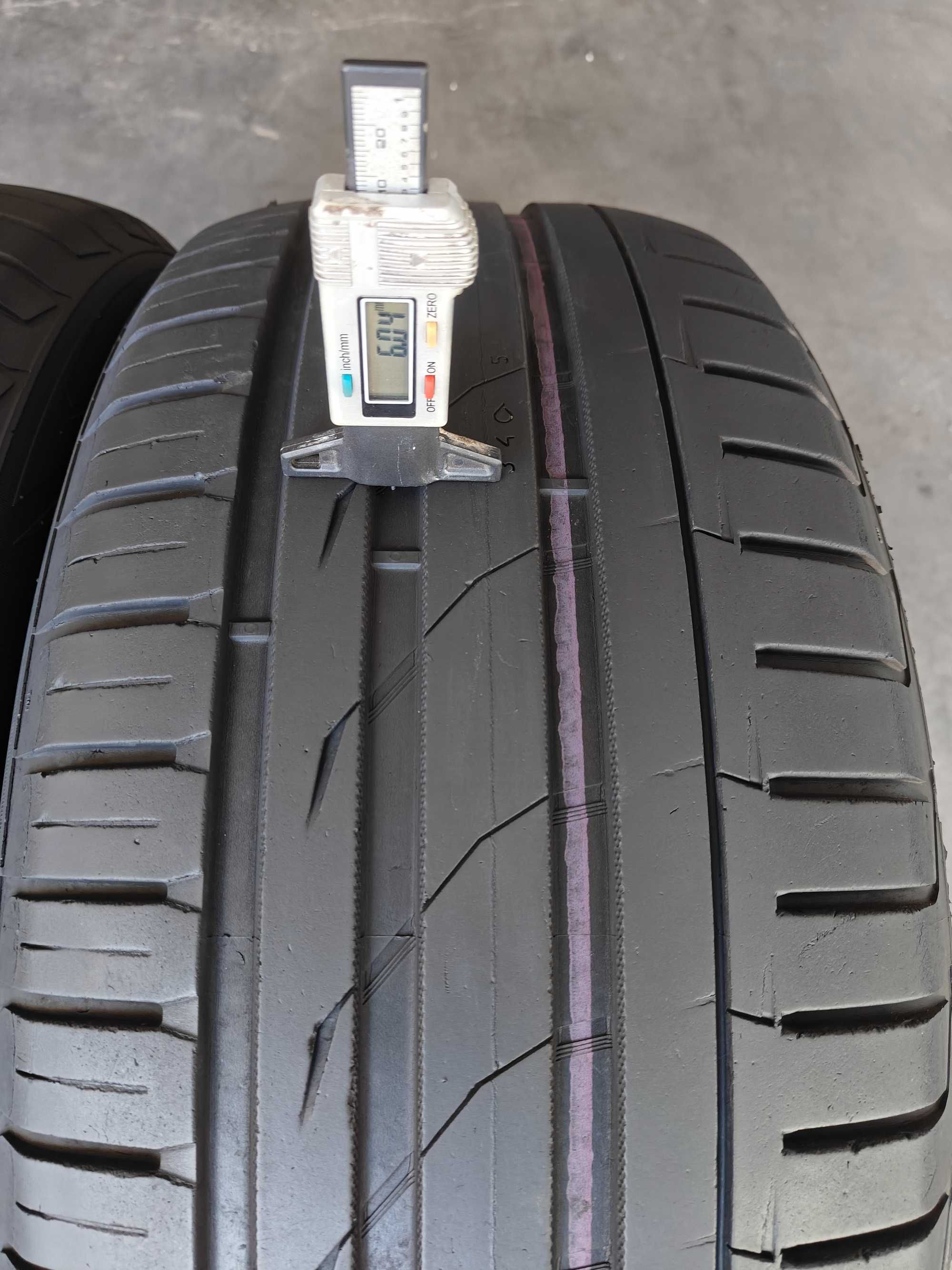 Nokian Hakka Black 2шт. R18 255 55 шини літні