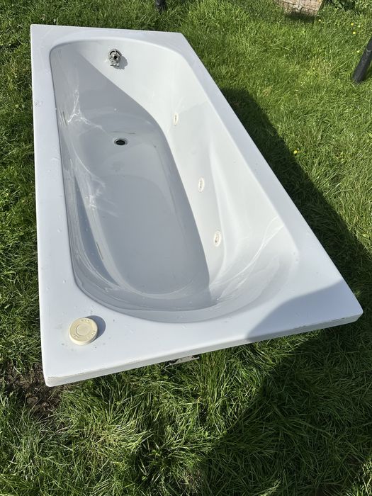 Wanna z masażem Nowa
