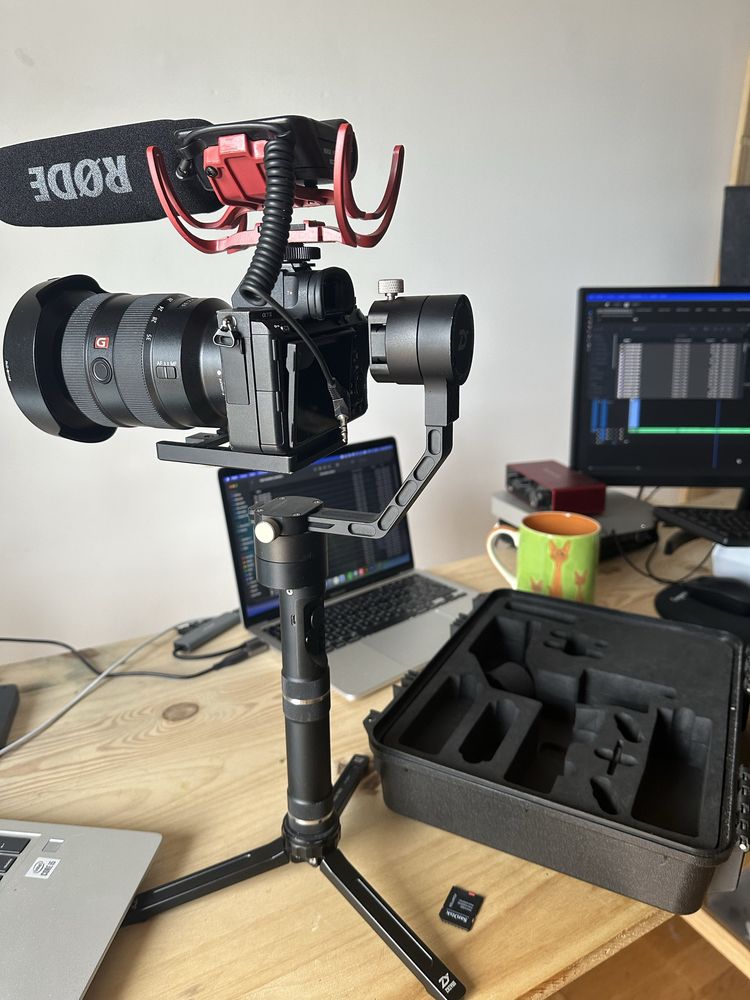 Gymbal zhiyun crane plus