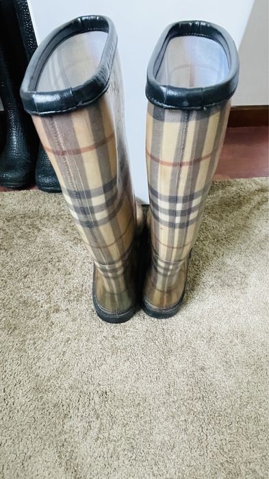 Galochas Burberry Como Novas
