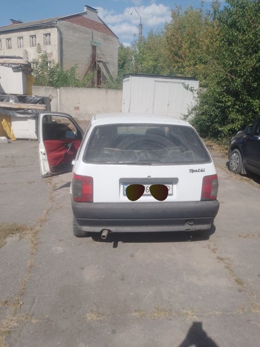 Автомобиль фиат типо