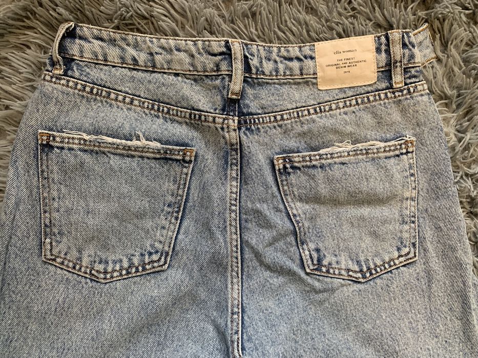 Штани zara 40р еко шкіра, Жіночі джинси