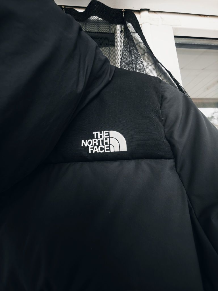 Жіноча куртка The North Face 550 пуховик, оригінал, розмір M