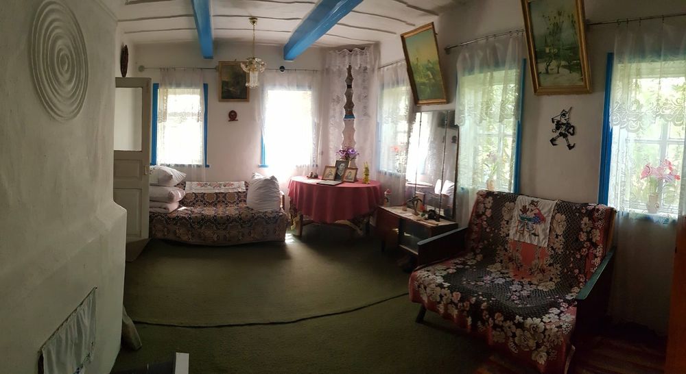 Будинок в Смілянському районі біля річки