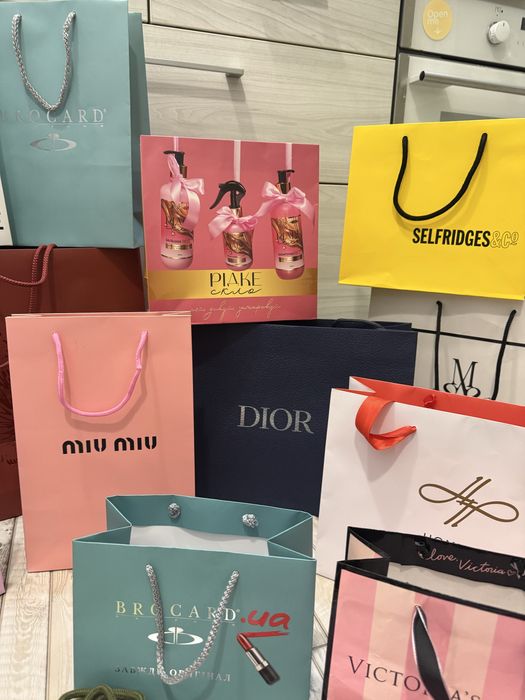 Пакеты брендовые dior, van cleef, Chanel, vuitton брендові пакети