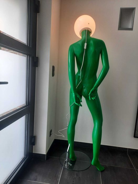 Manequim Verde Candeeiro