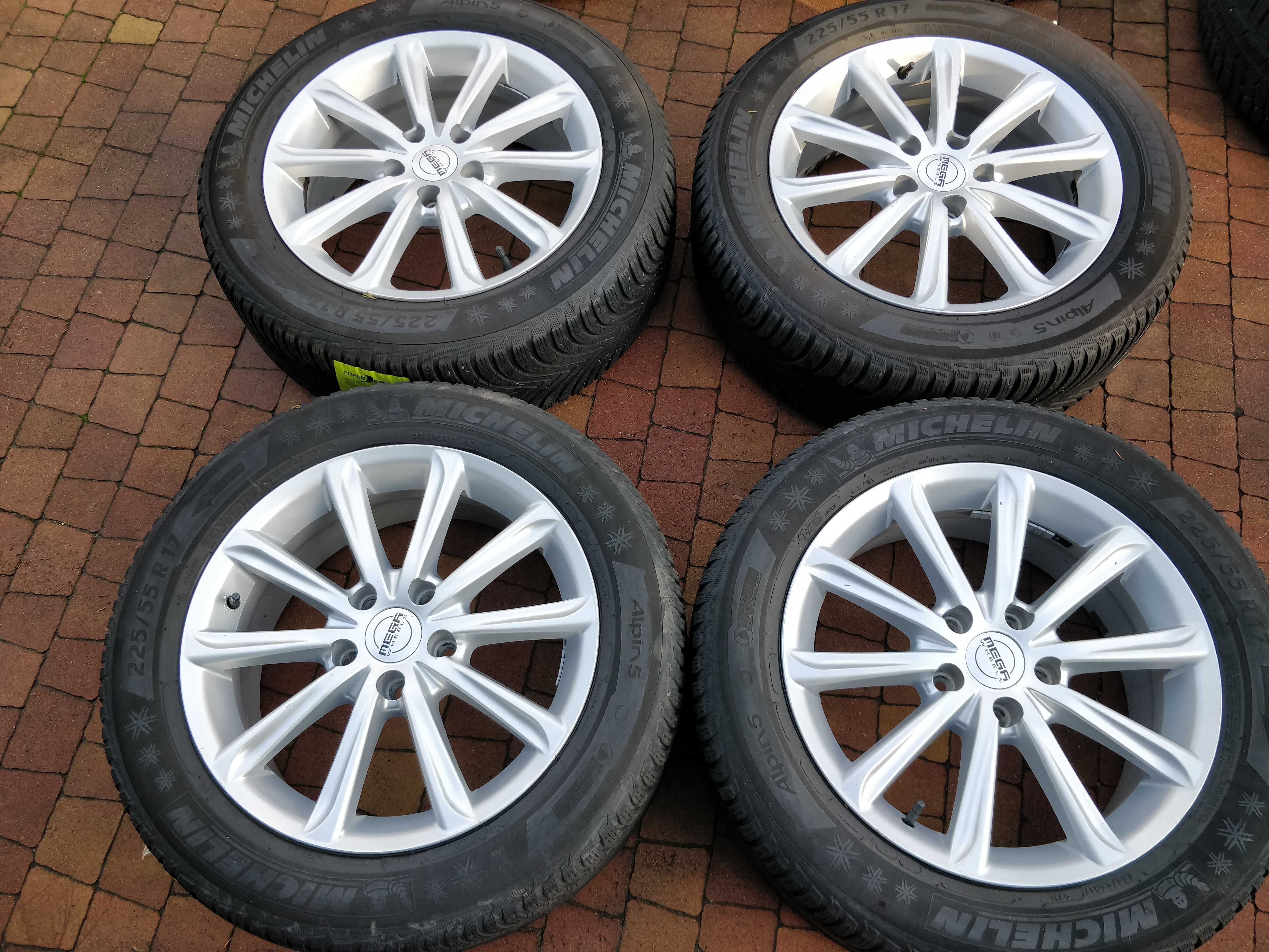 3230. Koła zimowe Outlander ASX Tucson 5x114.3 215/65/17 Michelin 21r