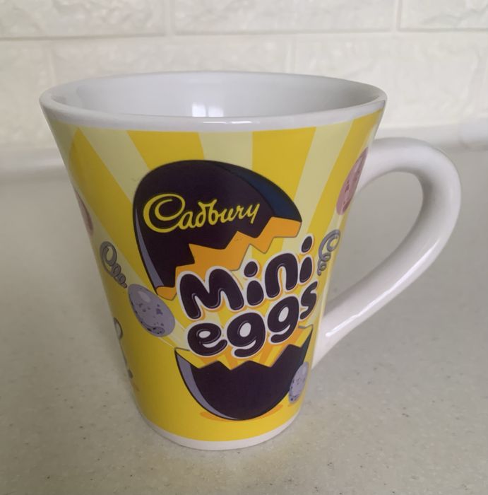 Чашка Mini eggs.