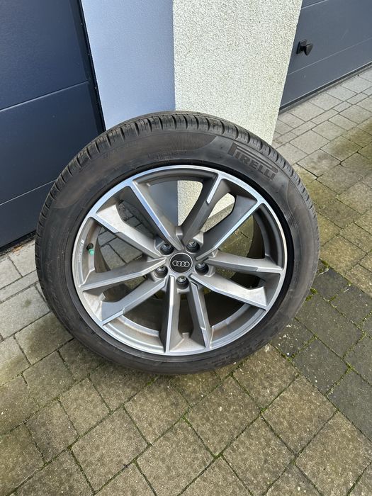 3x Alufelgi 19 cali , Audi Q3 , ORYGINAŁ , opony Pirelli PZERO