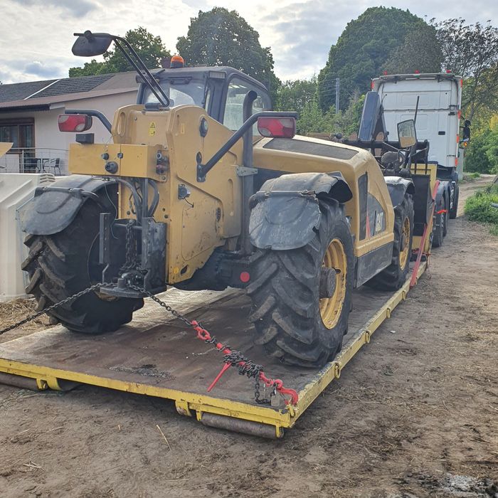 Transport maszyn rolniczych budowlanych