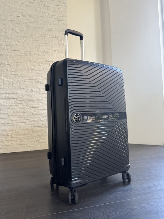 Чорна Велика Валіза - чемодан - Поліпропілен - L - новий