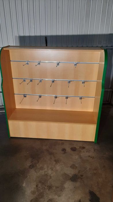 Expositor movel  para pendurar chás ou colecções (porta-chaves)