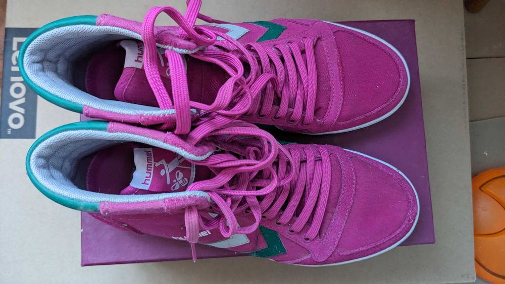 Спортивні жіночі кеди кросівки hummel розмір 39