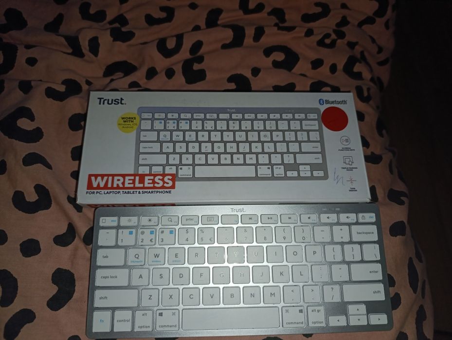 Klawiatura na blooetooth