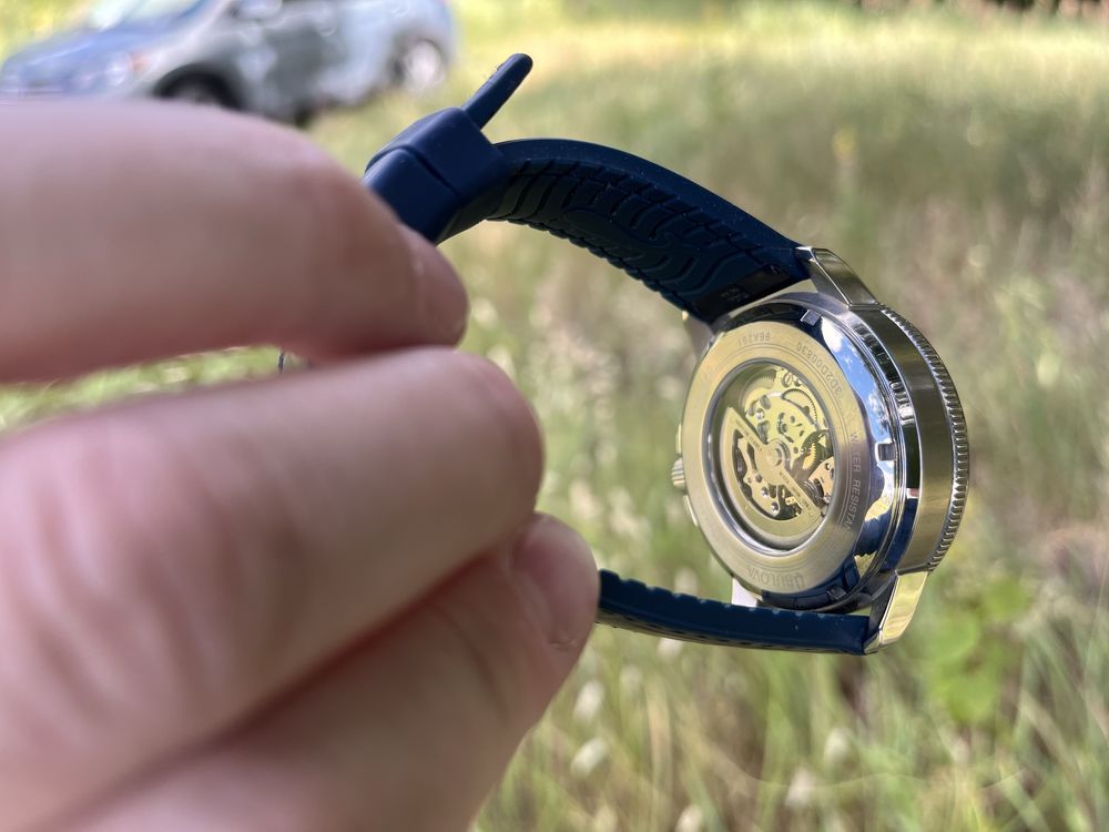 Продам  часы BULOVA механика, автоподзавод.
