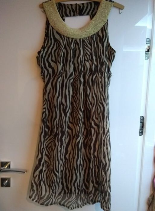 sukienka zebra