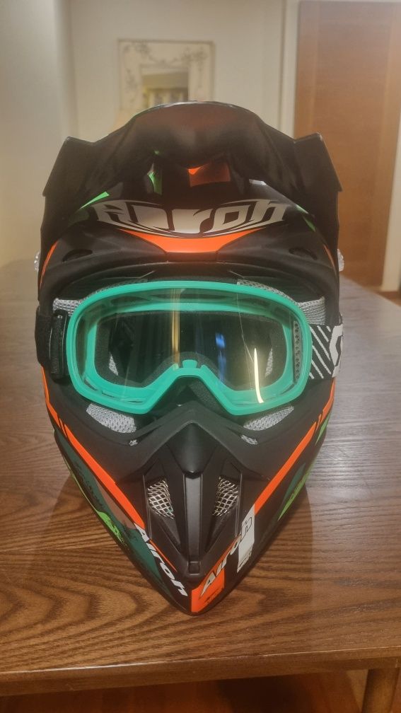 Capacete motocross Airoh