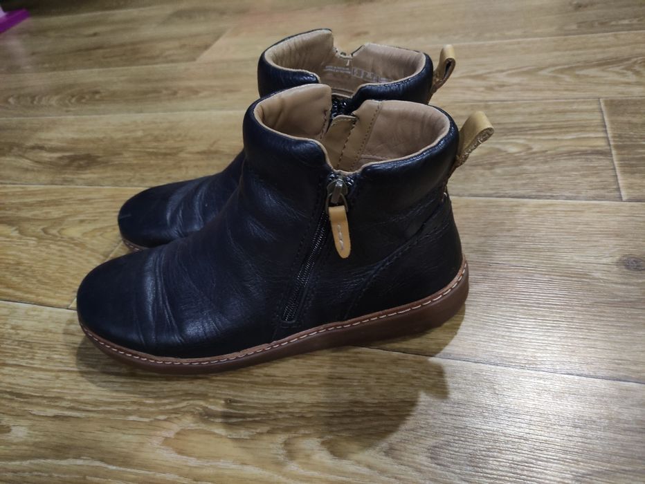 Демисезонные, осенние ,ботинки ,челси, броги,ботиночки Clarks, Zara