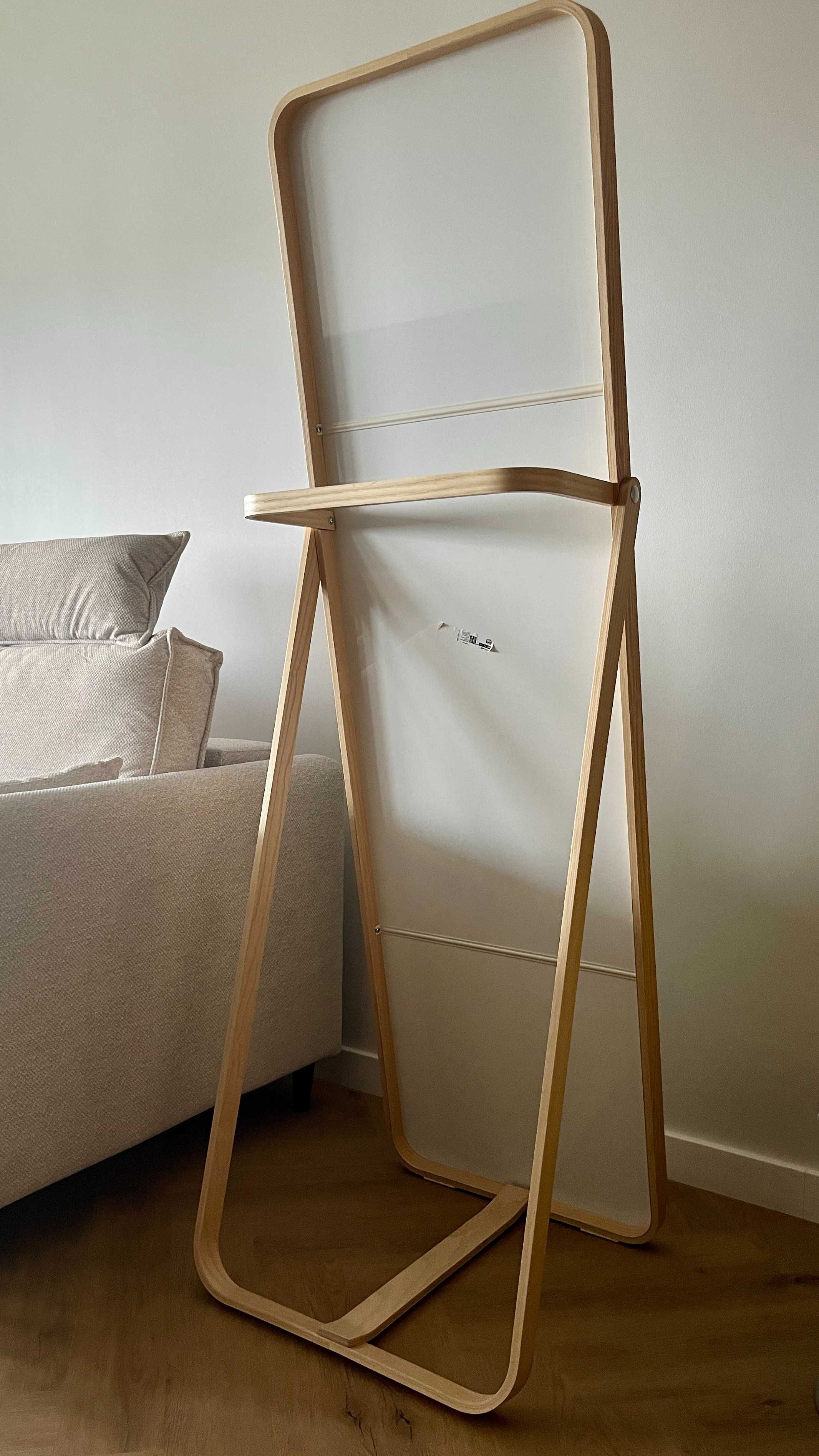 Lustro Ikea Ikornnes